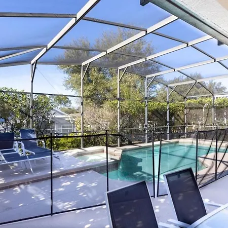 Cozy 4 Bed Pool Home With Spa Home